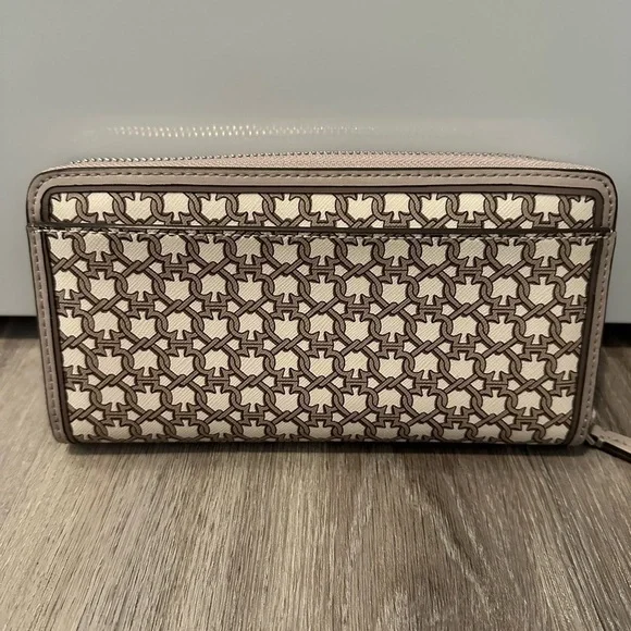 Kate Spade Spade Link large tote with matching large wallet - Picture 10 of 11